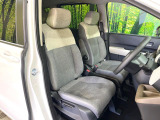 もちろん車内はキレイです♪よりクリーンな状態をキープしたいお客様には『ナノゾーンコート』がおすすめ!新型コロナウイルス対策や、除菌・消臭に効果を発揮し多くの方にご好評いただいております。