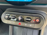 プッシュスタートの最大のメリットは「防犯対策」です。スマートキーと車のIDが合致しないとエンジンは始動させることができません。