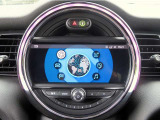 ◆iDriveを装備。操作系統をディスプレイから独立させることで、人間工学に基づいた最適な運転環境を実現しております。◆
