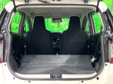 普段のお買い物や通勤、送迎等に十分な荷室スペースを確保しております。セカンドシートを倒すと、大きな荷物の積載も可能です♪