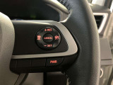 ステアリング右側に全車速追従機能付ACC操作スイッチ・D assist切替ステアリングスイッチが付いています。