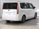 ボディクリーニング後、愛車をピカピカの状態へ保護するコーティング「ブライトパック」がおススメです!水垢がつきにくく、手入れがしやすくなりますよ!いつも愛車をきれいにしておきたい方におススメです。