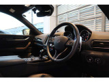 新車・中古車キャンペーン実施中!高年式から低年式まで数多く揃えております。乗出し総額やご希望金額等メールお電話にてご相談お問い合わせ下さい。