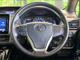 【純正革巻きステアリング】上質な革を使用することで、手にしっかり馴染みとても運転しやすいハンドルです♪