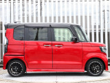 当店の中古車販売は、安心してご購入いただくために、ご契約、ご納車を含め当店にご来店いただけるお客様にお願いしております。