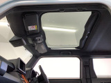 【オプション多数】大好評ボディーへのガラスコーティング施工承ります☆ご納車でキレイなのは当たり前♪その後のお手入れは水洗いでOK!いかに良い状態を保つかがカギ☆純正や社外パーツ等も取り寄せ・取付可能☆