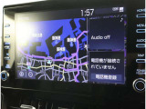 純正ナビを装備。タッチパネル式で使いやすく、お出かけもラクラクです。