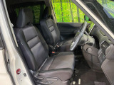 運転席シート廻りは使用感も少なく、良好な状態となっています。丁寧に使われていたことがよくわかりますね。