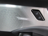 BOSEサウンドシステムを搭載しています。BOSE社と共同開発により車種専用チューニングが施されています。良質なサウンドでお好きな音楽をお楽しみいただけます。