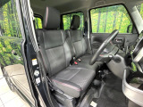 運転席シート廻りは使用感も少なく、良好な状態となっています。丁寧に使われていたことがよくわかりますね。