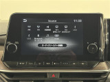 【純正9インチナビ】Nissan Connectに対応した人気の純正OP・9インチナビを装備。存在感のある大画面はインパクトも大!ナビ利用時のマップ表示も見やすく、テレビは臨場感がアップ!
