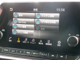 メモリーナビです。Bluetoothで好きな音楽を聴く事ができるので、ドライブがひときわ楽しくなっちゃいますね♪NISSAN CONNECTも利用出来ます。