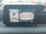 アラウンドビューモニターで駐車や幅寄せも安心ラクラクです。