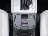 電子制御パーキングブレーキを搭載しております!指先一つでしっかりパーキングブレーキをかけられます!