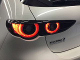 ブレーキランプはLED仕様となっております。後続車への視認性にも優れています。