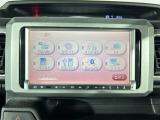 ナビゲーションと携帯電話/スマートフォンをBluetooth接続することができます。接続するとハンズフリーで使用することができるので、とても便利です!