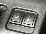 【シートヒーター】寒い日に重宝するシートヒーター!エアコンより早く温まってくれるので寒がりの人も安心ですね♪エアコンの温風は乾燥するから苦手、という方にもをおすすめです。