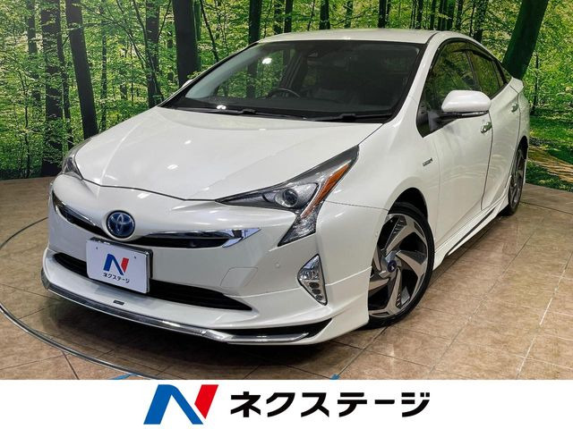 トヨタ プリウス 