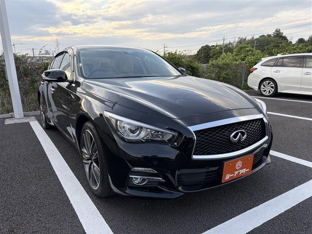 スカイライン 2.0 200GT-t タイプP クール エクスクルーシブ 禁煙車 純正ナビ フルセ...
