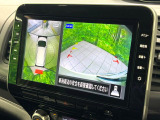 【アラウンドビューモニター】専用のカメラにより、上から見下ろしたような視点で360度クルマの周囲を確認することができます☆死角部分も確認しやすく、狭い場所での切り返しや駐車もスムーズに行えます。