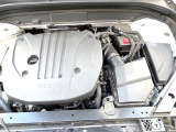 当店の認定中古車(VOLVO APPROVED CAR)はメーカー基準の車齢・走行に応じた内外装・機関の176項目もの項目に厳密な点検を実施。すべての基準を満たした自信を持ってお届けする中古車です。