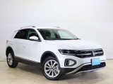 Das WeltAuto独自の項目チェックリストに基づき、入念に車両チェックとクリーニングを実施。美しく高品質な車をご提供します。