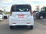 新車と同様の保証(有料)がつけられます。また各地域の店舗に最新の大型整備工場とプロメカニックが常駐しておりアフターメンテナンスもお任せください。