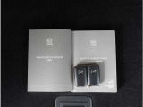【スマートキー】鍵を持っているボタンを押すだけでエンジン始動。ドアの施錠もボタンを押すだけ。鍵は無くさない様にポケットに入れたまま。