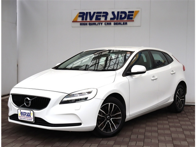 ボルボ V40 