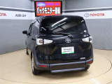 バックガイドモニターで、後方を確認しながら安心して駐車することができます。運転初心者も熟練者も必須の機能ですよ!