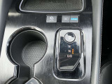 シフトレバー 近未来的なデザインで運転を楽しく演出します♪