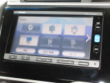 ナビゲーションは純正メモリーナビ(VXM-164VFi)を装着しております。AM、FM、CD、DVD再生、Bluetooth、フルセグTVがご使用いただけます。初めて訪れた場所でも安心ですね!