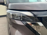 エンジンルームも綺麗に洗浄してから納車致します。普段あまり見ることが無い箇所だからこそ綺麗だと感動しますよね(*&acute;▽`*)