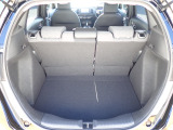 ◆定員乗車時のカーゴルームです。普段のお買い物の荷物やたくさんの収納が可能です。