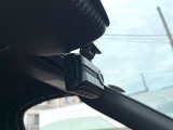 【ドライブレコーダー】ドライブレコーダー装備!走行中はもちろん、あおり運転や事故に遭遇した際、映像で記録し、万一のリスクに備えます。※記録用SDカードはお客様ご自身でご準備いただく必要があります。