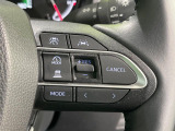 【レーダークルーズコントロール】高速道路での長距離走行が楽に!!自動で速度を保つクルーズコントロールが、衝突軽減システムと連携し、前方の車両を感知して車間を保つように速度調節してくれます!!