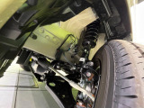 お車を安心してお乗りいただく為には、足回りの定期点検が欠かせません。サービスサポート(有償保証)では無料点検もご提供しており、安心のカーライフをお過ごしいただけるサポート体制が整っています。