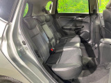 コンパクトカーですが、セカンドシートは十分な広さがあり快適にお乗りいただけます♪シートを倒して大きな荷物を積んだりと、用途の幅が広い1台です。