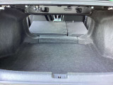 【トランクルーム】広々した荷室、シートを倒せばさらにたくさんのお荷物が入ります。