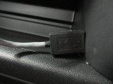 USBジャック付きです。自動車保険もお任せ下さい。Honda自動車保険あんしんプランと長期プランでより一層も安心をプラスしてご案内いたします。