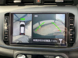 アラウンドビューモニター 駐車場での車庫入れや狭い道路での走行にカメラで確認が出来るので安心です。