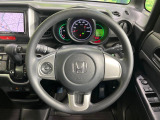 【ステアリングスイッチ】運転中、前方から目線をそらすことなく、オーディオ等の操作が可能な便利機能!安心&快適なドライブを演出してくれます♪