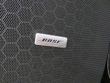 臨場感溢れる音響装備14スピーカー「BOSEパフォーマンスシリーズ」サウンドシステム!音楽を聴きながら贅沢なドライブ時間をお楽しみ頂けます!