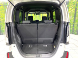 普段のお買い物や通勤、送迎等に十分な荷室スペースを確保しております。セカンドシートを倒すと、大きな荷物の積載も可能です♪