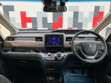 インパネ全体:視界が開けて前が見やすい設計です!安全に運転できます!