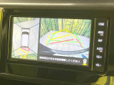 【パノラミックビューモニター】専用のカメラにより、上から見下ろしたような視点で360度クルマの周囲を確認することができます☆死角部分も確認しやすく、狭い場所での切り返しや駐車もスムーズに行えます。