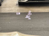 メルセデス・ベンツ八王子の最新のショールームには、大型モニターがあり最先端のメルセデス・ベンツをご体感頂けます!屋内展示場のため、天候の悪い日でも、ごゆっくりとお車をご覧頂ける店舗でございます!