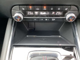 シートヒーター付いています。