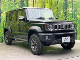 高透明度のガラス皮膜で撥水はもちろん、上質なツヤ・光沢を実現。紫外線や酸性雨から大切な愛車を保護し、色あせ・劣化を防止。「弾スプラッシュコート」、「弾プリミッサコート」からお選びいただけます。