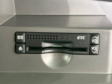 【ETC】高速道路の料金所をストレスなく通過!話題のスポットやサービスエリアに多い「スマートIC」利用時は必須のアイテムです。当店でセットアップを実施、ご納車当日からすぐにご利用いただけます!